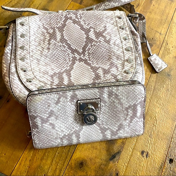 Michael Kors Embossed Python Crossbody & Wallet - Picture 1 of 13